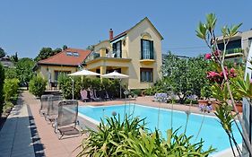 Villa Zsofia